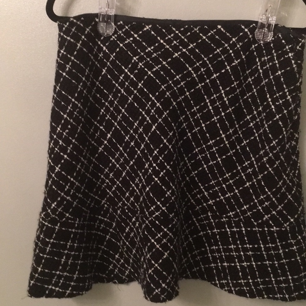 Tweed black and white mini skirt